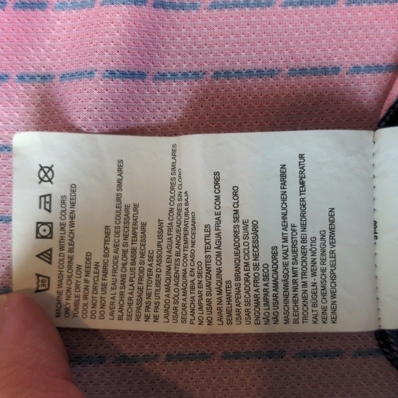 New Balance mens running shirt with NB Dry technology size Medium - Picture 10 of 11